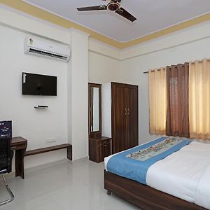 Collection O 10603 Hotel Mahima Palace